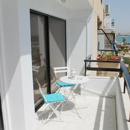 Lazuli Beachfront Penthouse 504 Larnaca
