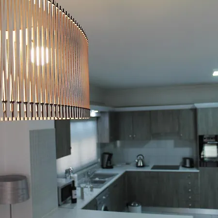 Lazuli Beachfront Penthouse 504 * Larnaca