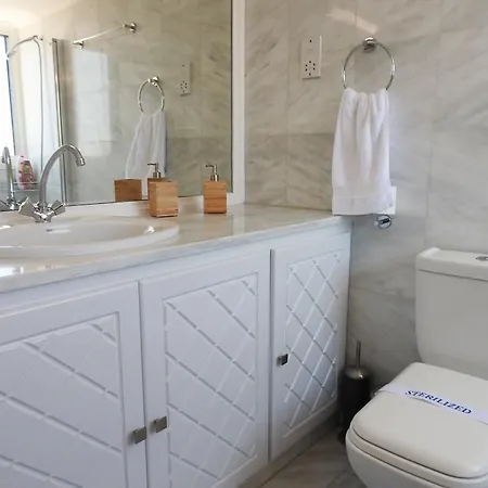 Lägenhet Lazuli Beachfront Penthouse 504 Larnaca