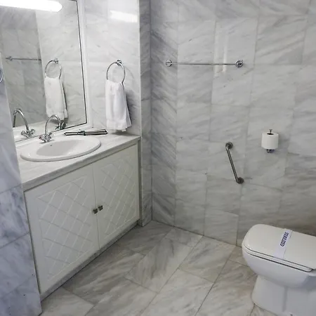 Lazuli Beachfront Penthouse 504