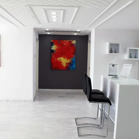Lazuli Beachfront Penthouse 504 Lägenhet